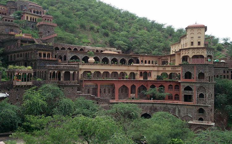 Neemrana Fort Palace